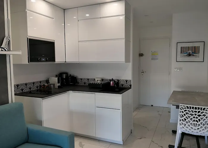 Cosy Heliopolis H Village Nat Vue * Agde